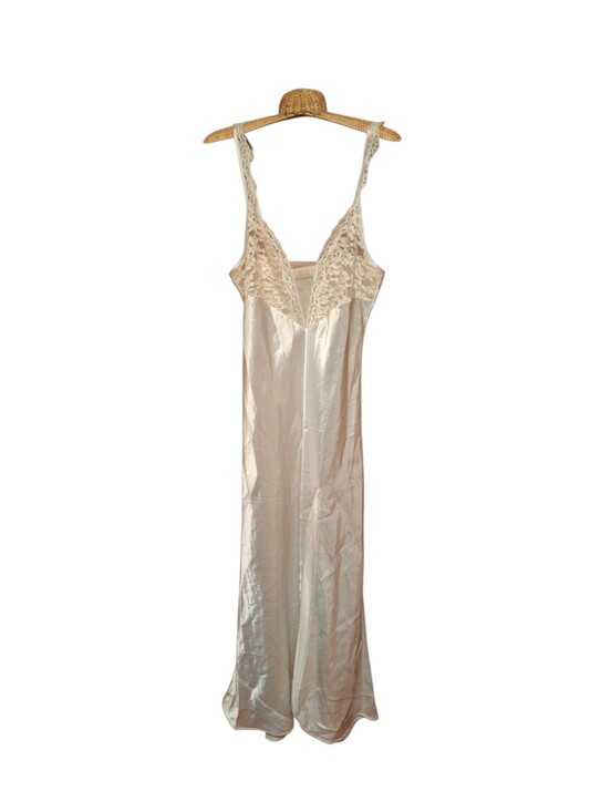 Victoria's Secret Other - Vintage Victorias Secret Liquid Satin Ivory Bias Bridal Lace Gold Label Gown med